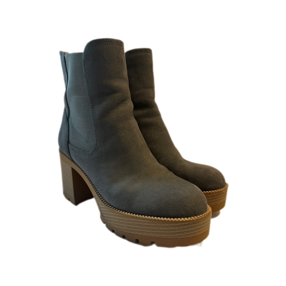 BP. - Jillian- Chelsea Boot- Size 10